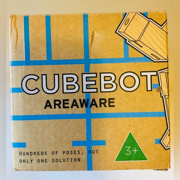 Cubebot - Picture 8 of 11